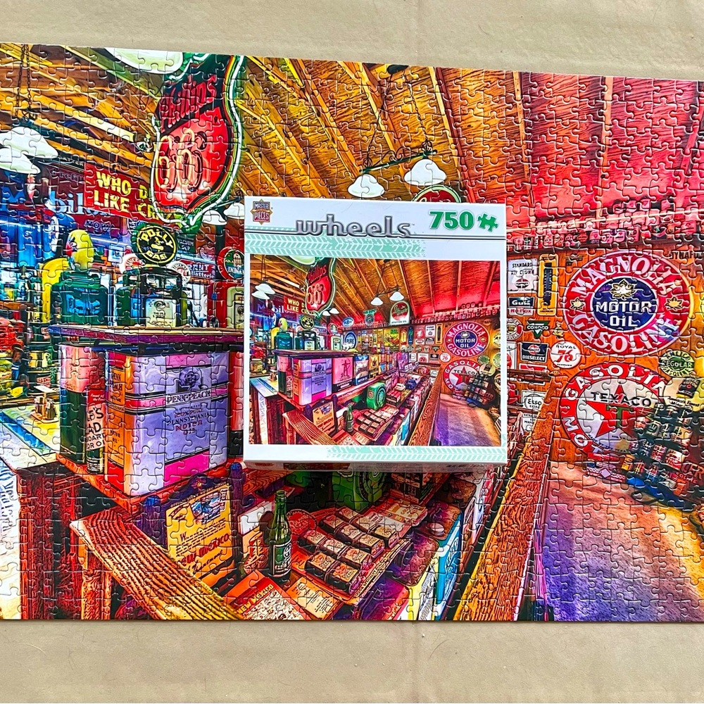 Master Pieces - 750 piece puzzle - wheels - Picture 3 of 4
